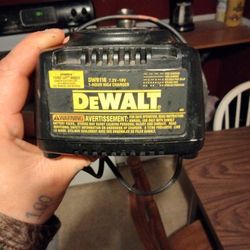 DeWalt Charger