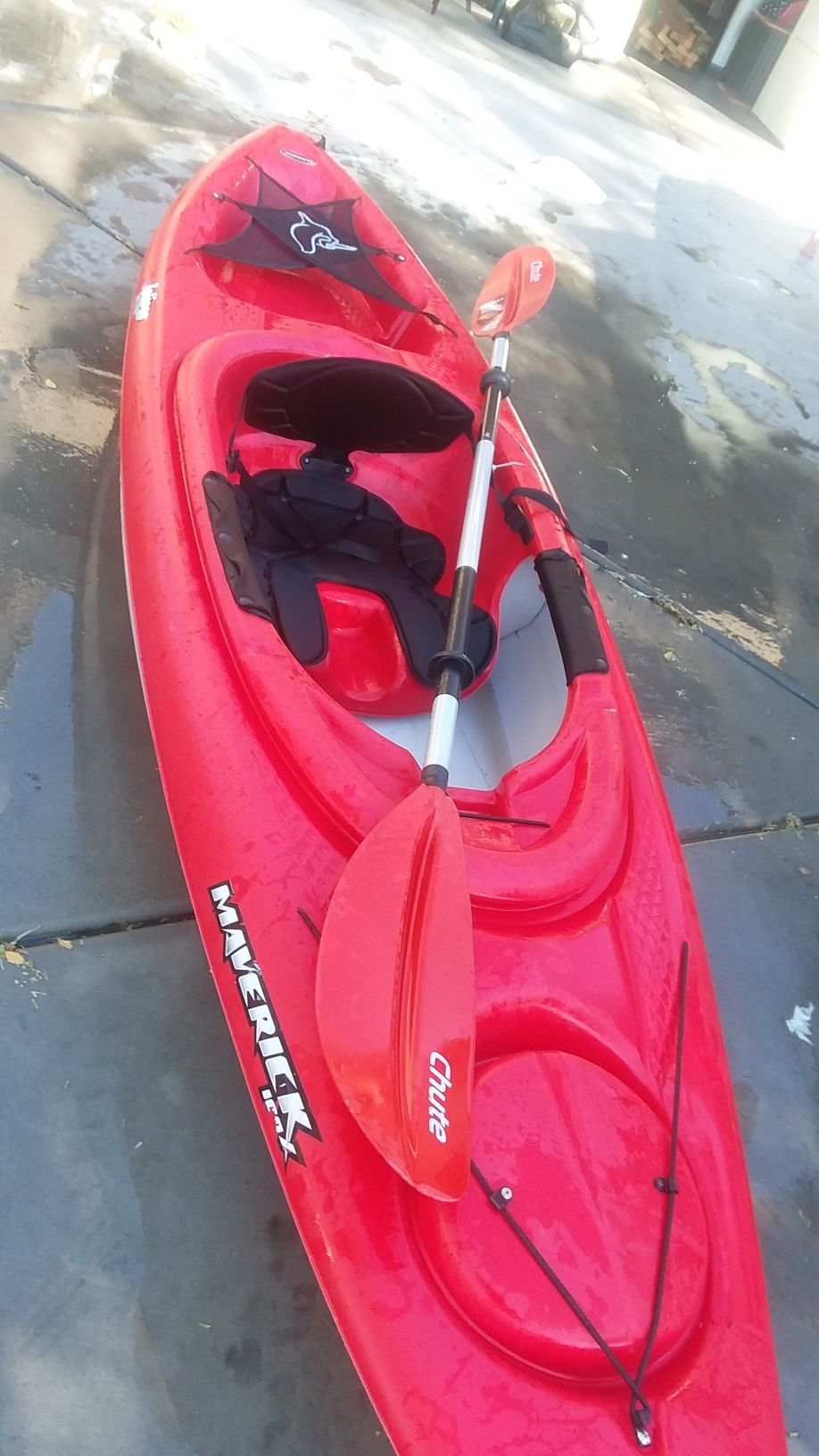 Pelican Maverick Red 100x Kayak 10 ft long, Weighs 39 lbs, comes with
