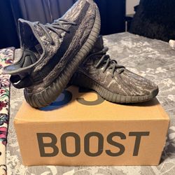 Yeezys 350