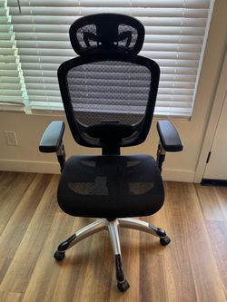 Desk chair