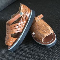 Baby huaraches