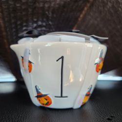 Rae Dunn Pumpkin Measuring Cups