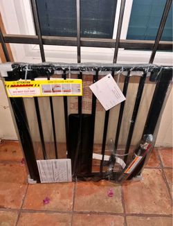 Extra Wide Pet Gate / Safety Gate - Fits Openings 29.7” - 46”