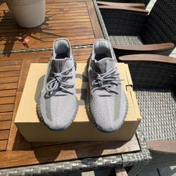 Tried on Yezzy 350 Steel Grey Size 11.5 Steal!!