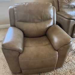 Leather Power Recliner(brown)