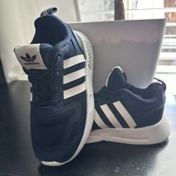 Tenis Adidas Unisex  Size 8k