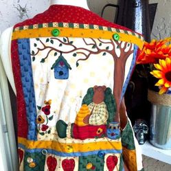 Vintage Honeybees Vest – Farmhouse Charm Meets Fall Fashion