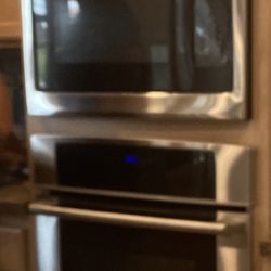 Built In Oven/Microwave 