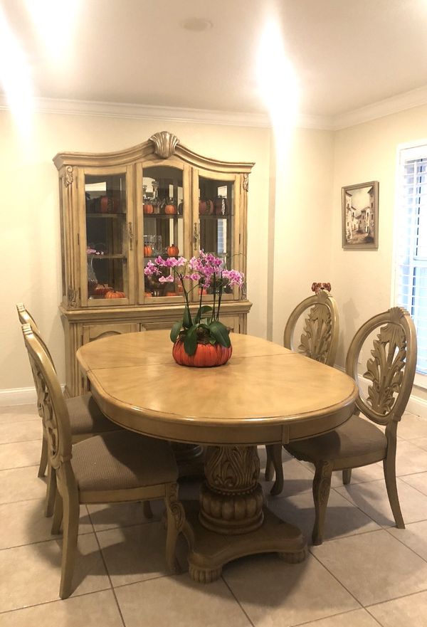 Dining Room Set for Sale in West Palm Beach, FL - OfferUp
