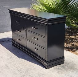 Furniture Dresser 6 Drawer * FREE LOCAL DELIVERY
