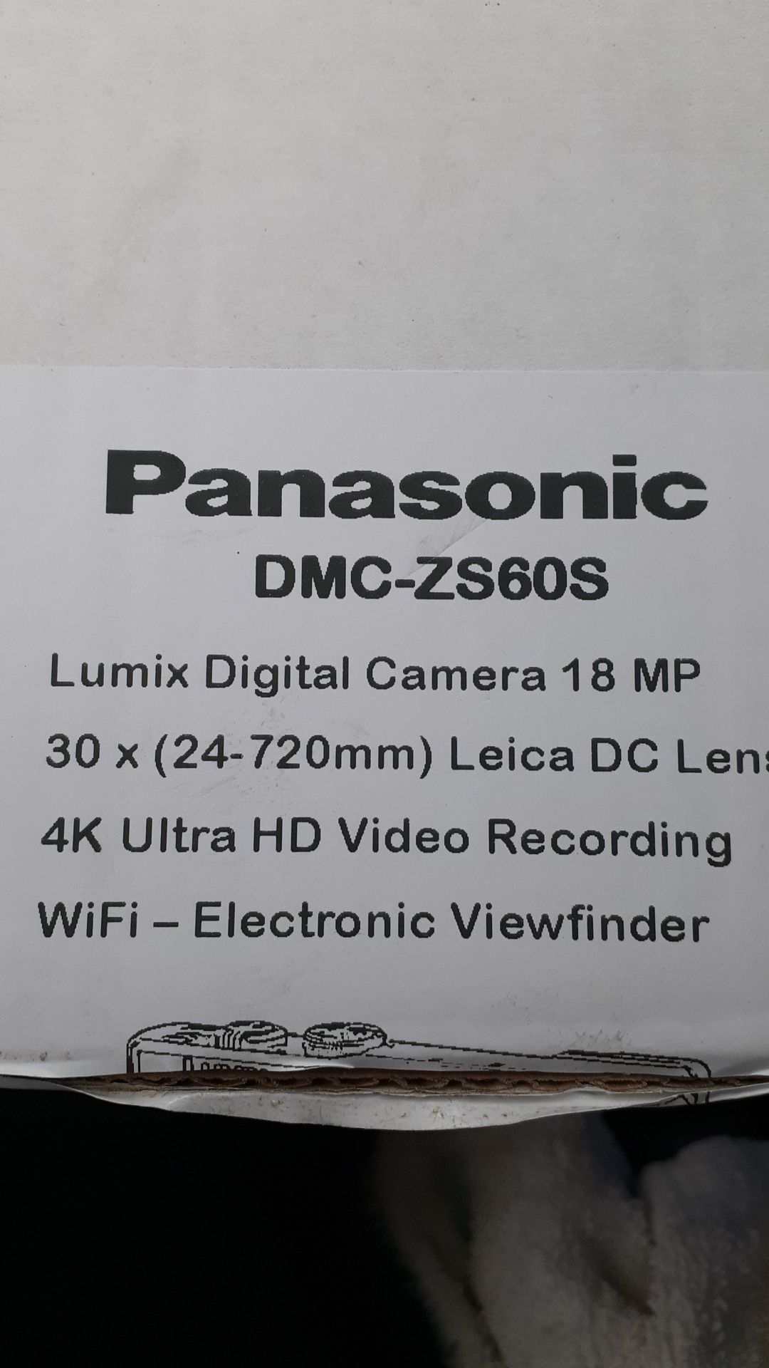 Panasonic Lumix digital camera 18mp, 4K Ultra HD 30x zoom w/Wifiultra HD also Video recorder -with electronic zoom finder