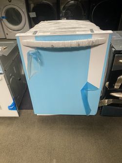 Brand New White Frigidaire Dishwasher😘
