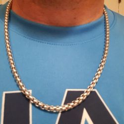 22" Round Box Chain