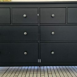 Real Solod Wood Dresser.