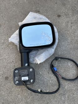 2003-2007 Hummer H2 Front Right Side Mirror
