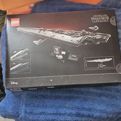 Lego Star Wars Super Star Destroyer.