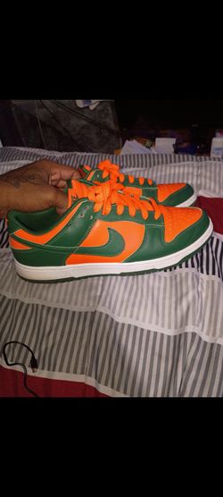Nike Dunks 