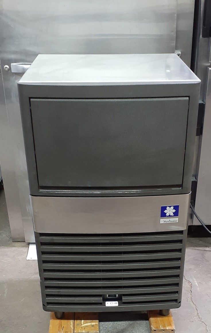 Manitowoc commercial ice machine / ice maker
