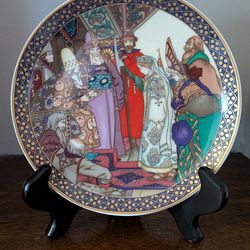 Villeroy & Boch Snow Maiden Collector Plate
