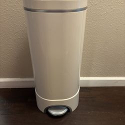 Diaper Genie 
