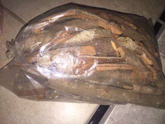 Cinnamon bark sticks
