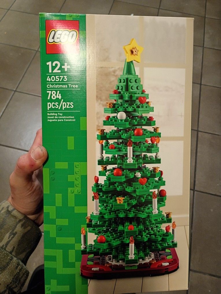 2 Christmas Lego Sets 