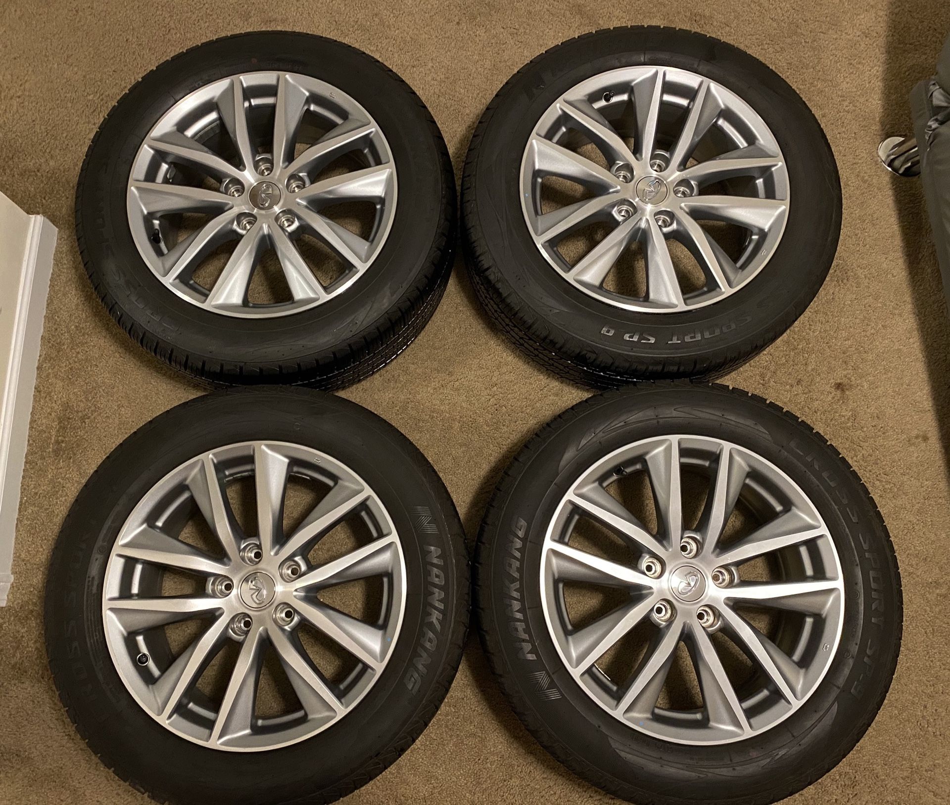 Nissan Wheels with tires 225/55/17