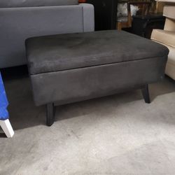 Large black storage ottoman, great condition 