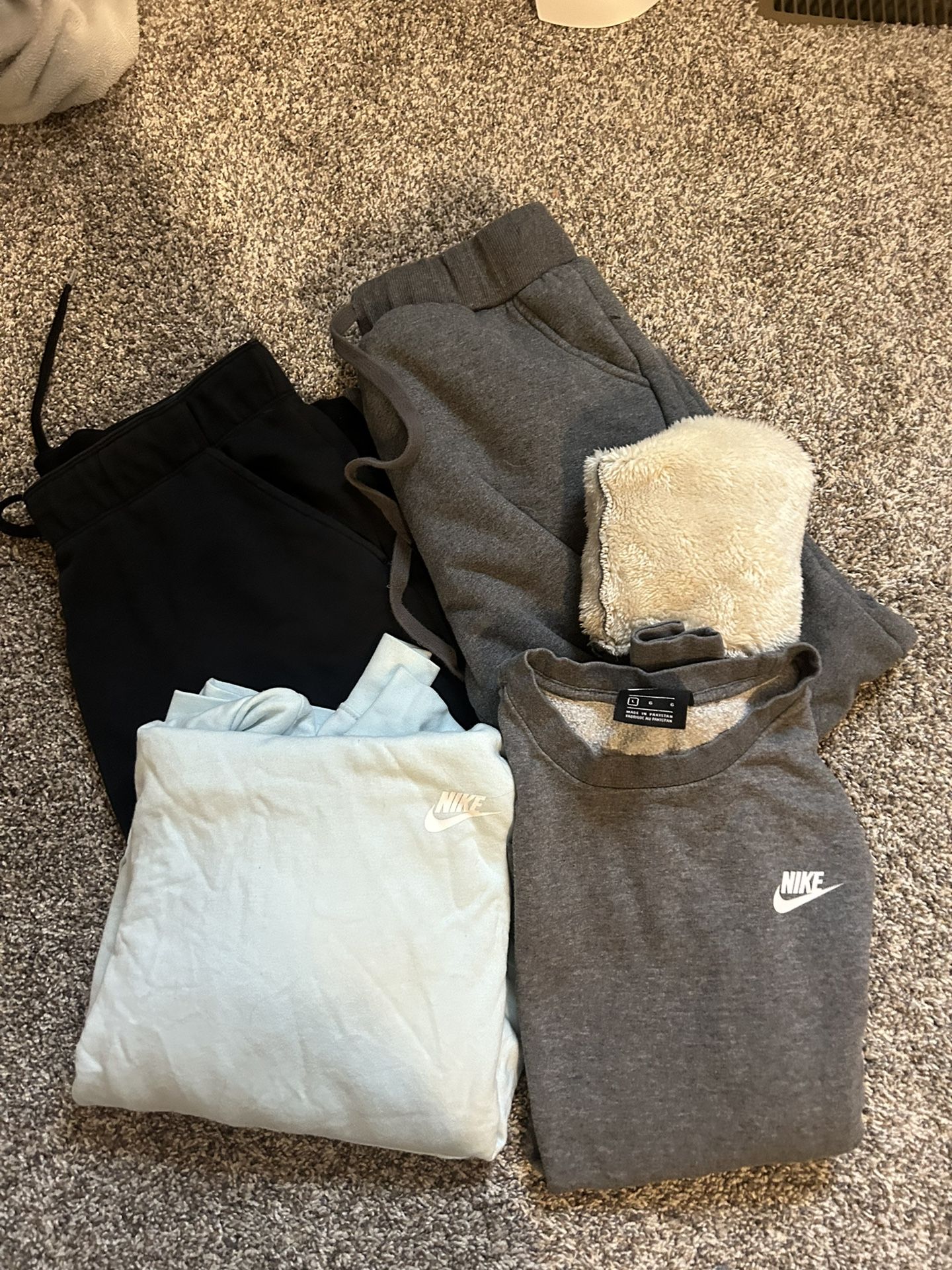 Hoodies And Sweatpants