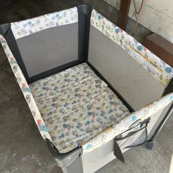 Graco Portable Play yard