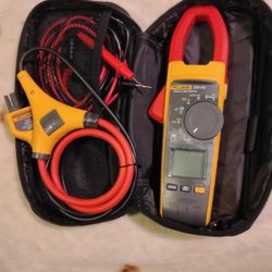 Fluke 376FC True RMS AC/DC Clamp Meter