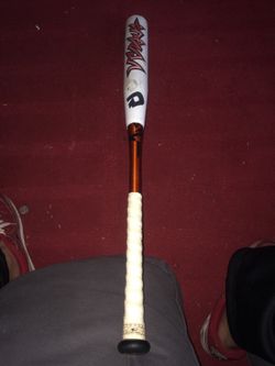 Demarini versus 33 -3