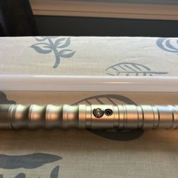 Rebel Sabers Brawler Lightsaber