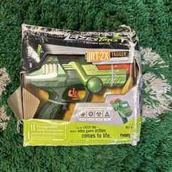 Hasbro Tiger Electronics Lazer Tag Team Ops IRT-2X Tagger