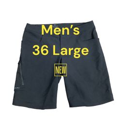 Men's Pearl Izumi 36 Large Shorts Chino Khakis Black Pro Bike Cycling Bicycle NWOT 