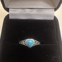 Sterling Silver And Turquoise Ring 