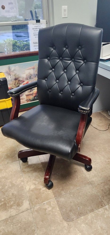 Office Rolling Chair