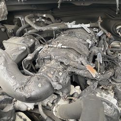 Parting Out Toyota Tundra 08  Good 4.7 Engine Part