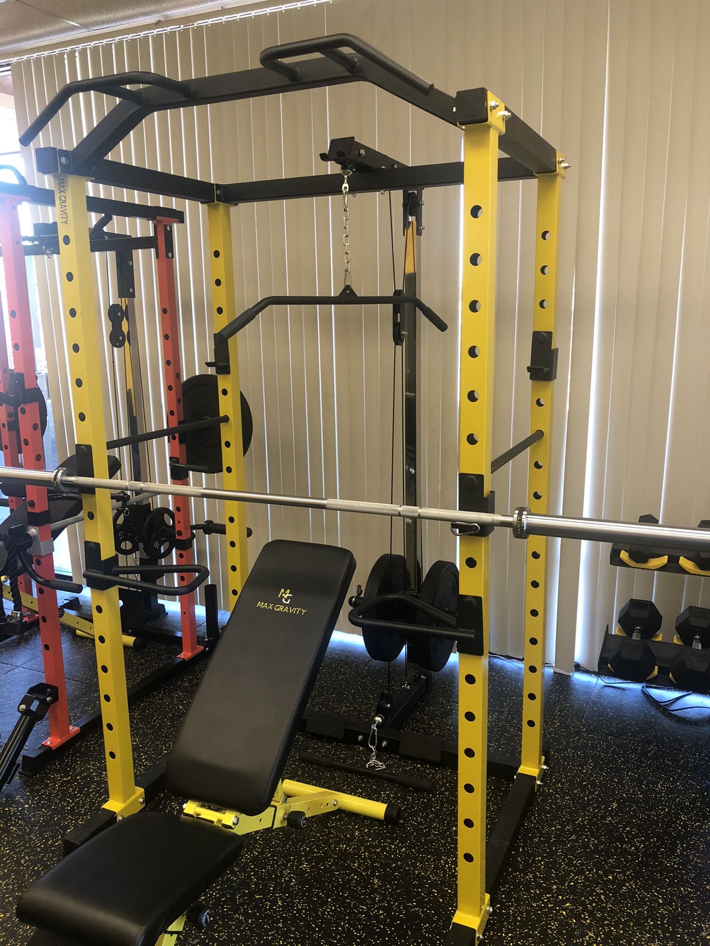 NEW IN BOX Power Cage Squat rack 2 pulley system