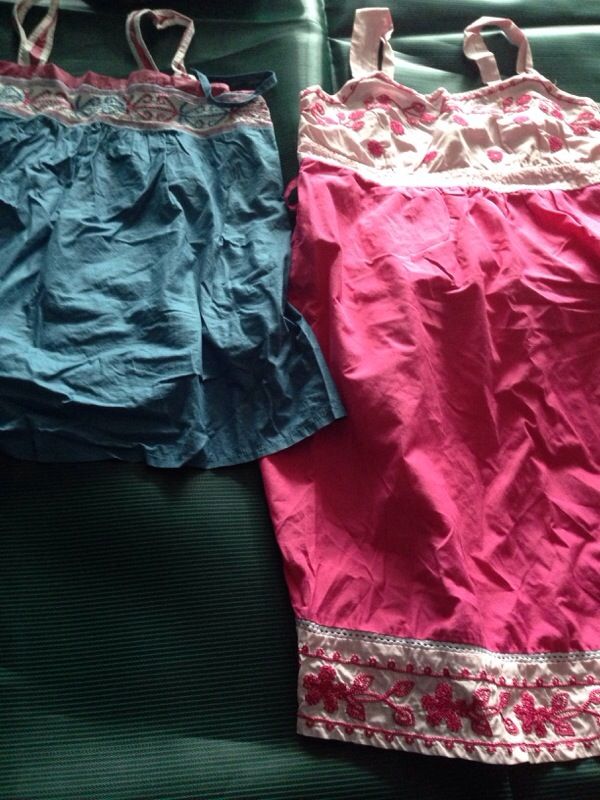 2 size s/m maternity dress/ top