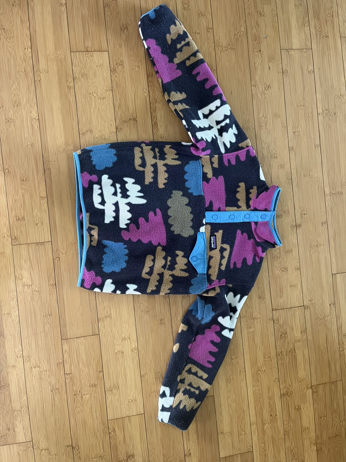 Patagonia Kid’s Fleece Jacket Size Small (8)