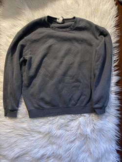 Basic Blue Crewneck Sweater (Medium)