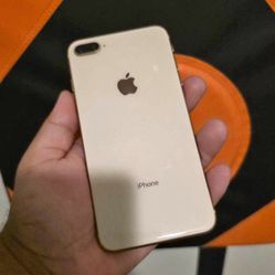Apple iPhone 8 Plus 