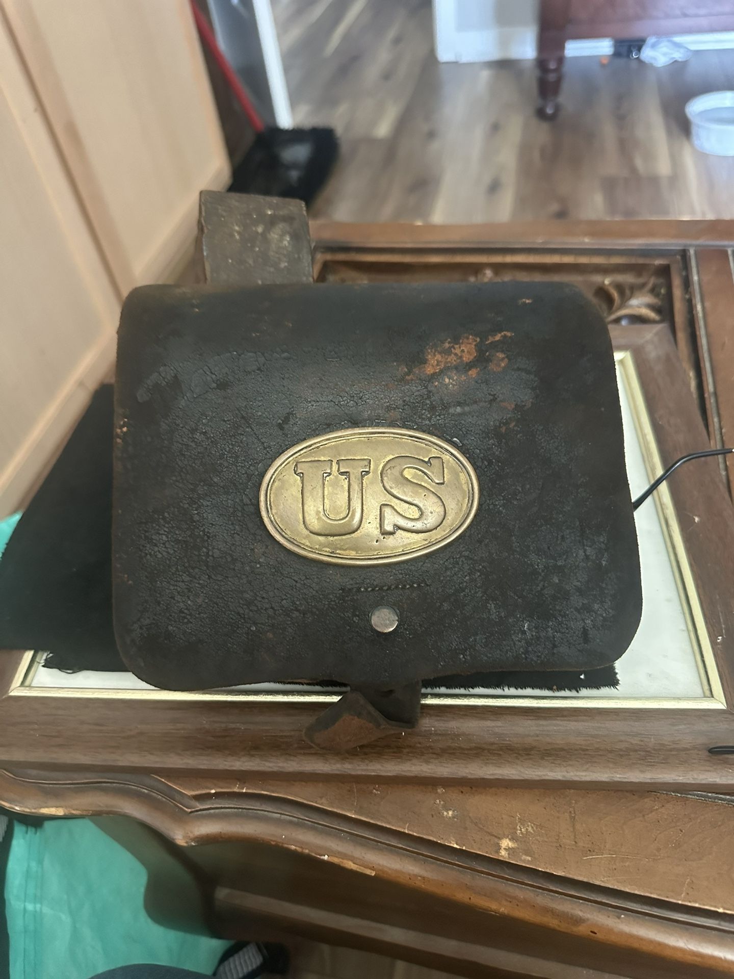 U.S. Civil War Issued Model 1858 Cartridge Box with Its Original "U.S. Oval Plat