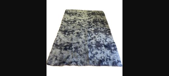 Gray Abstract Pattern Plush Shag Area Rug - 88" x 107"