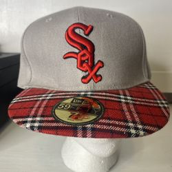 MLB Newera Chicago White Sox Grey Plaid Wool 7 5/8 Hat
