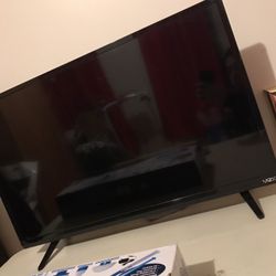 32 Inch Vizio Tv Works Mint