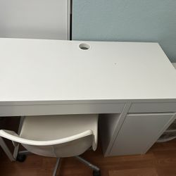 IKEA Micke Writing Desk/Table White with chair included (105x50x75cm) 