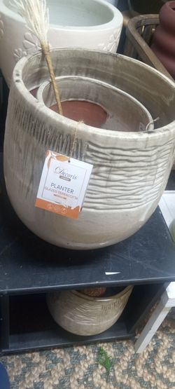 New terracotta glazed garden planter's Set of three heavy duty