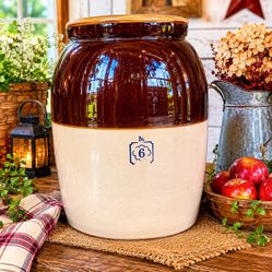 Antique 6 Gallon Stoneware Crock!